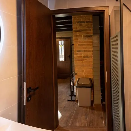Amonte Mountain Lodge *